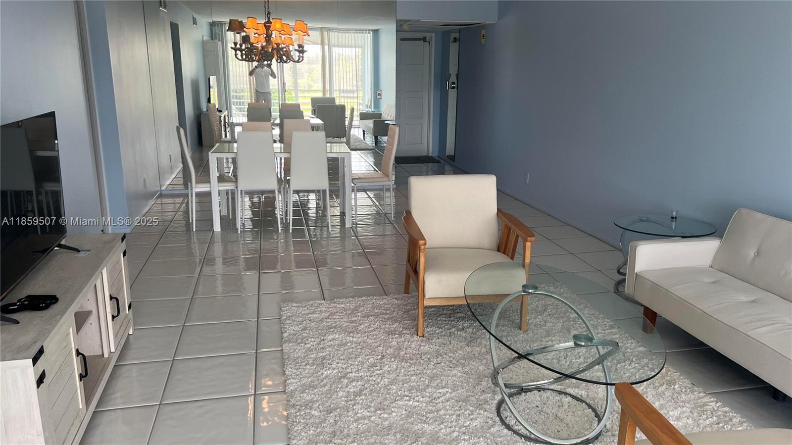 NO 20 PALM-AIRE COUNTRY C - Residential Lease