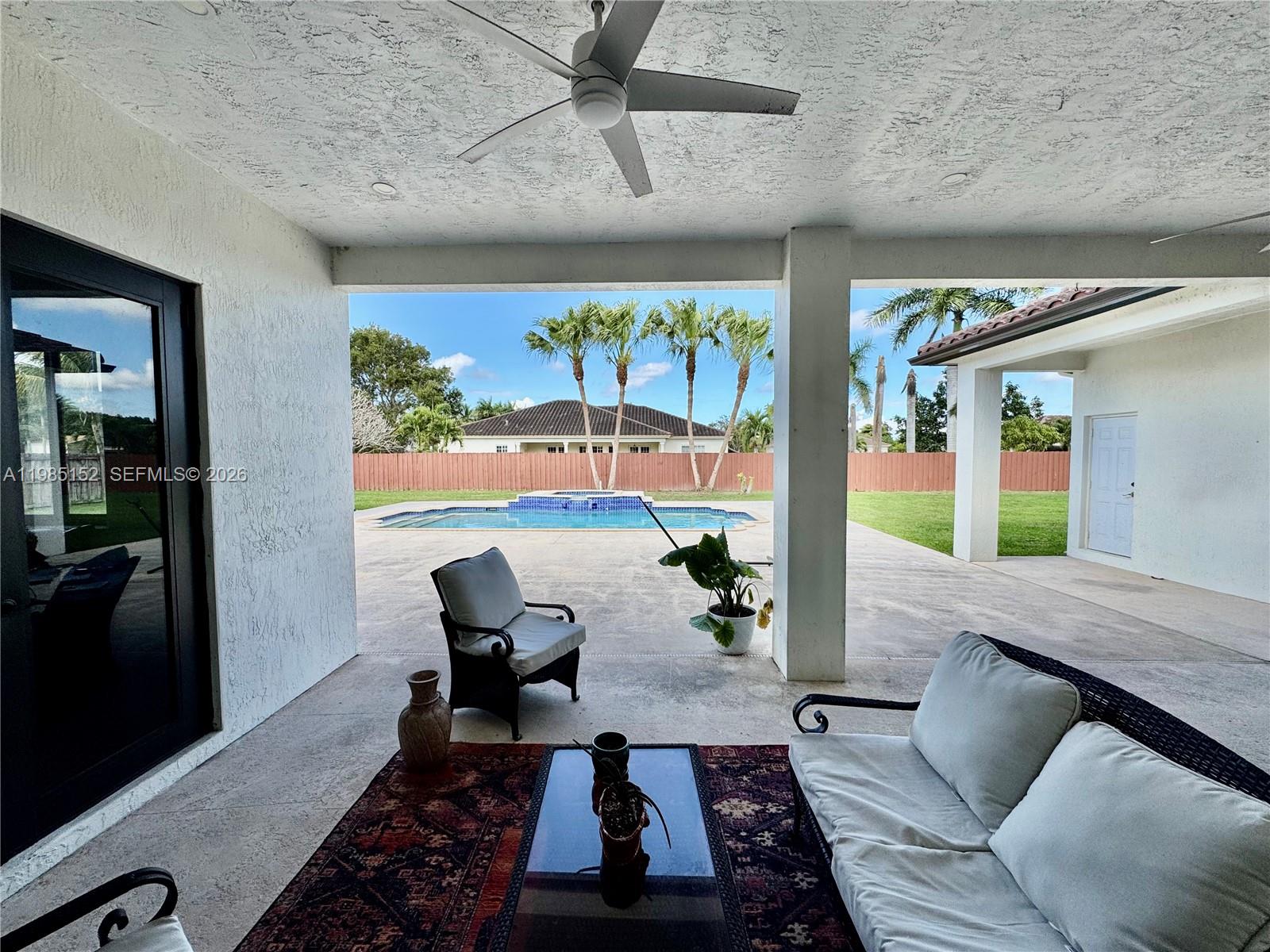 EMERALD GREENS SUB - Residential Lease