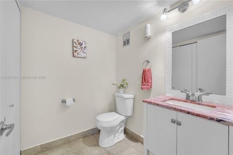 Tiny photo for 6639 SW 116th Pl #A-1, Miami, FL 33173 (MLS # A11977214)
