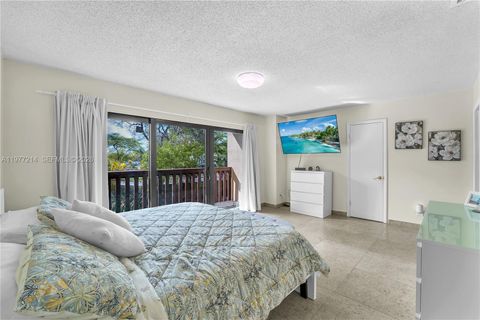 Tiny photo for 6639 SW 116th Pl #A-1, Miami, FL 33173 (MLS # A11977214)