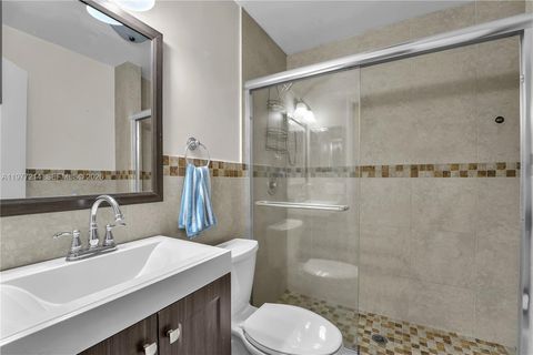 Tiny photo for 6639 SW 116th Pl #A-1, Miami, FL 33173 (MLS # A11977214)