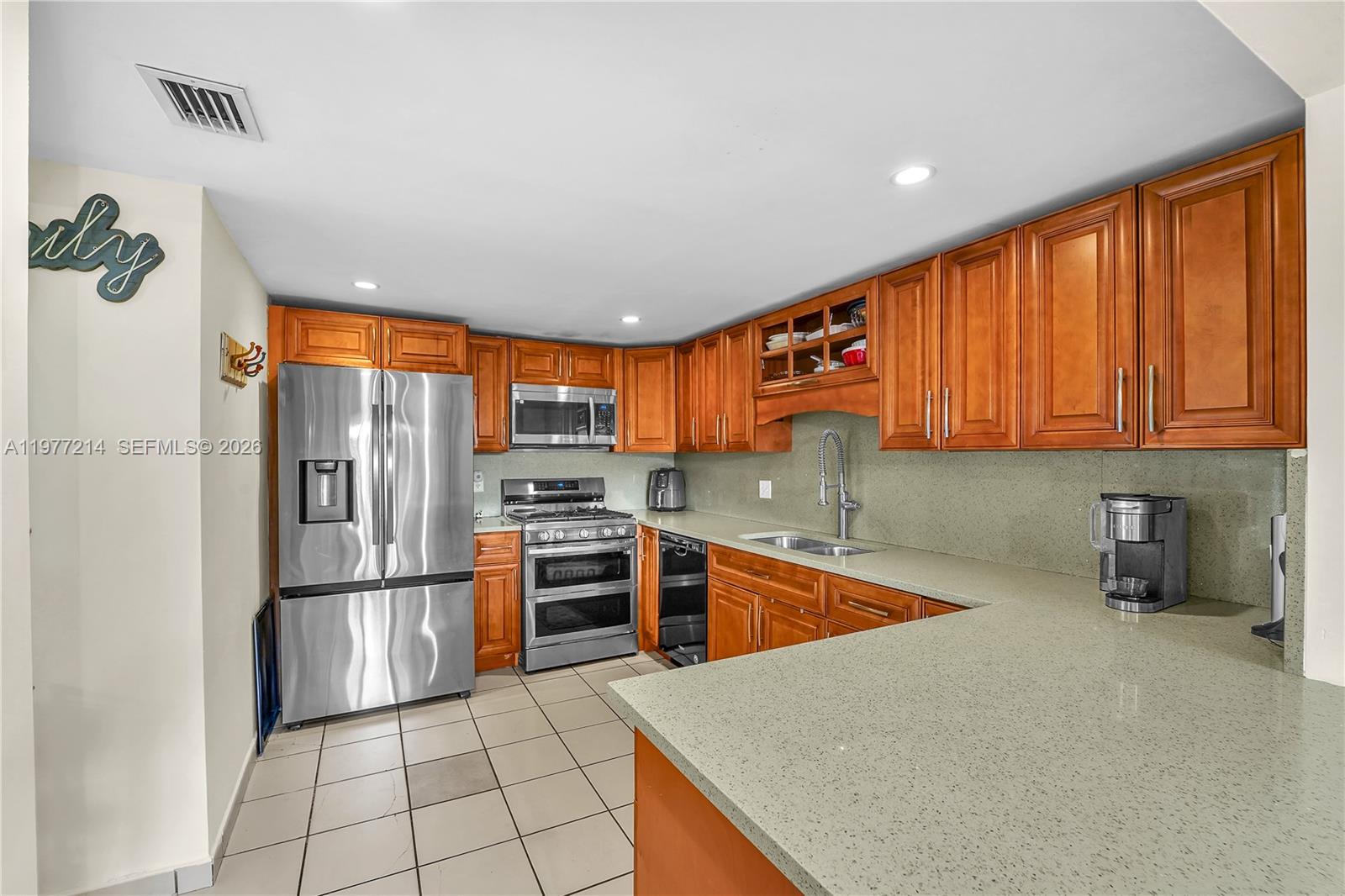 SNAPPER VILLAGE PHASE I S - Residential