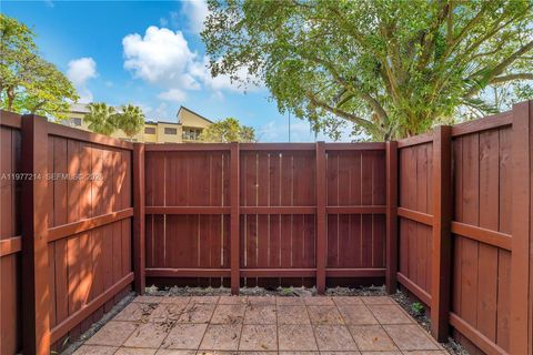 Tiny photo for 6639 SW 116th Pl #A-1, Miami, FL 33173 (MLS # A11977214)