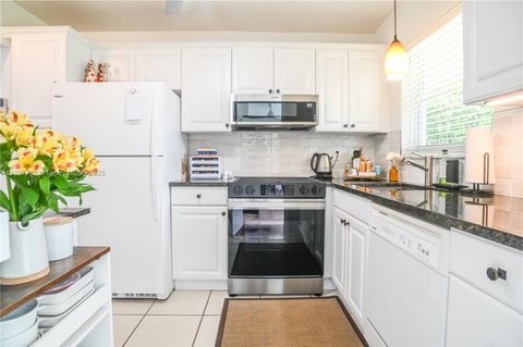 581 Blue Heron Dr 112-B Hallandale Beach FL 33009