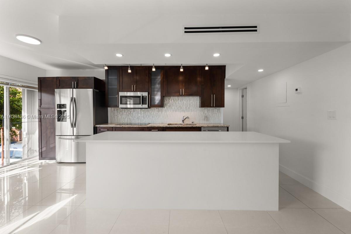 9370 W Flagler St 208B