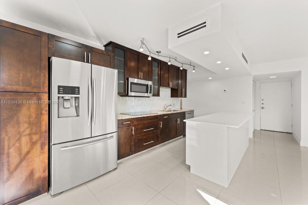 9370 W Flagler St 208B