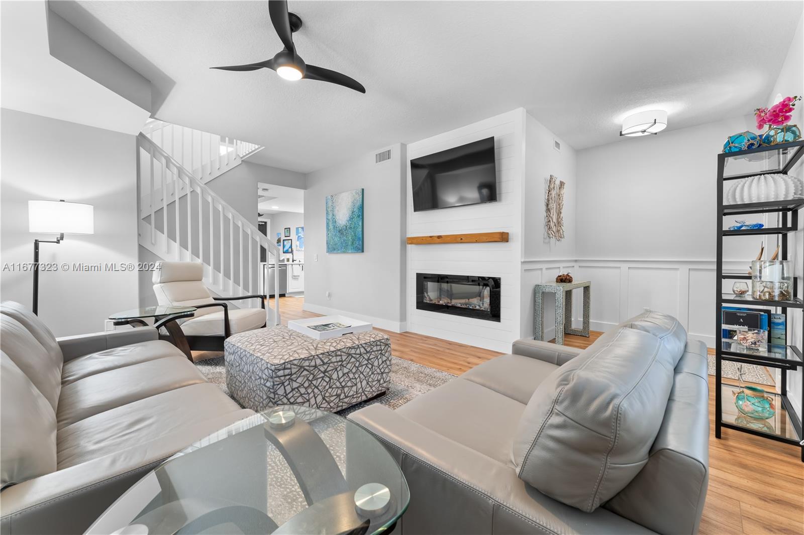 CAMBRIDGE AT ABACOA - Residential