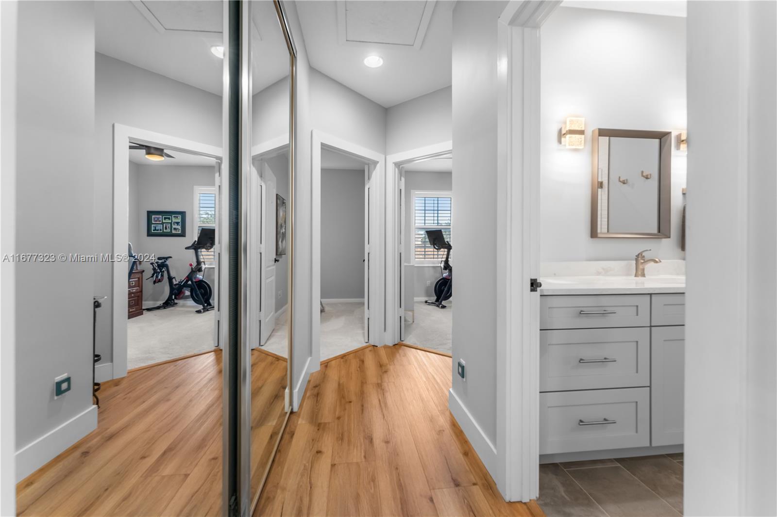 CAMBRIDGE AT ABACOA - Residential
