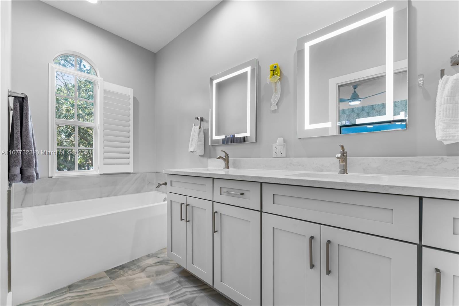 CAMBRIDGE AT ABACOA - Residential