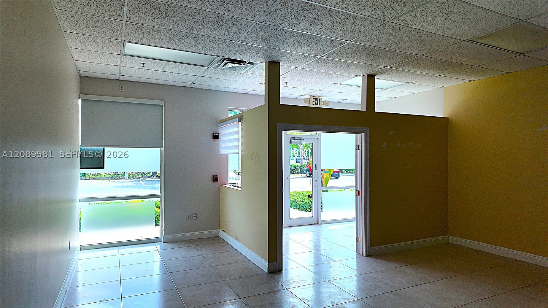10101-10251 W Commercial Blvd 10160