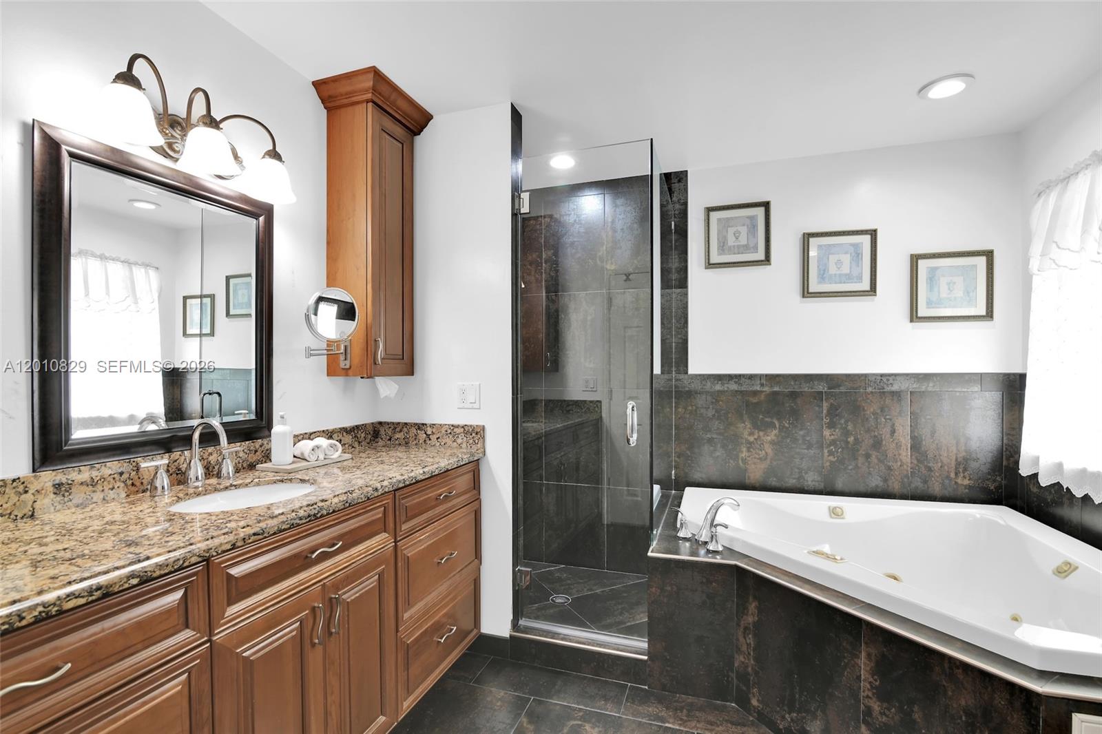 MISSION BAY TR H PH 2 - Residential