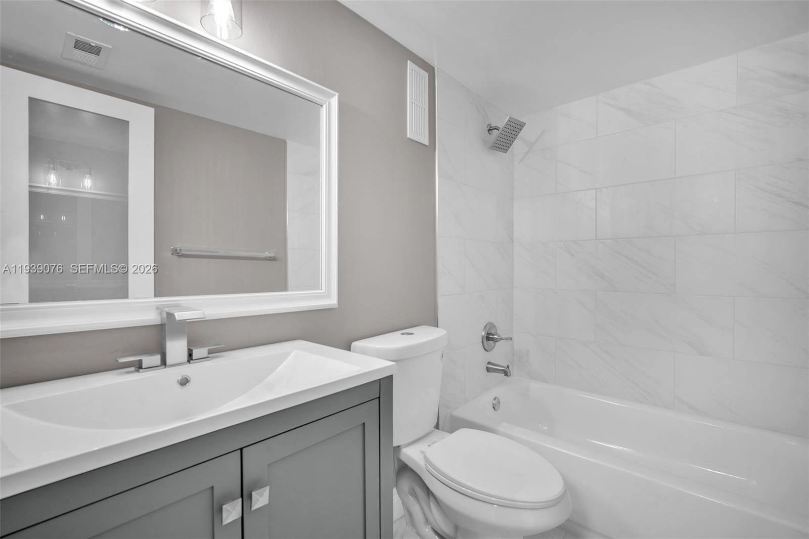 CYPRESS BEND CONDOMINIUM - Residential