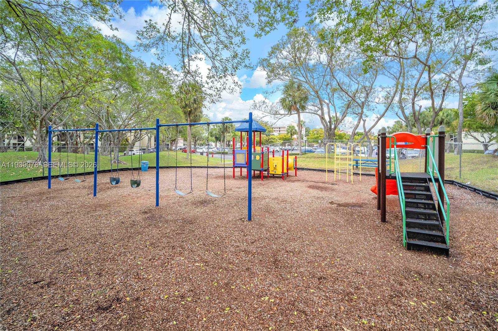 CYPRESS BEND CONDOMINIUM - Residential