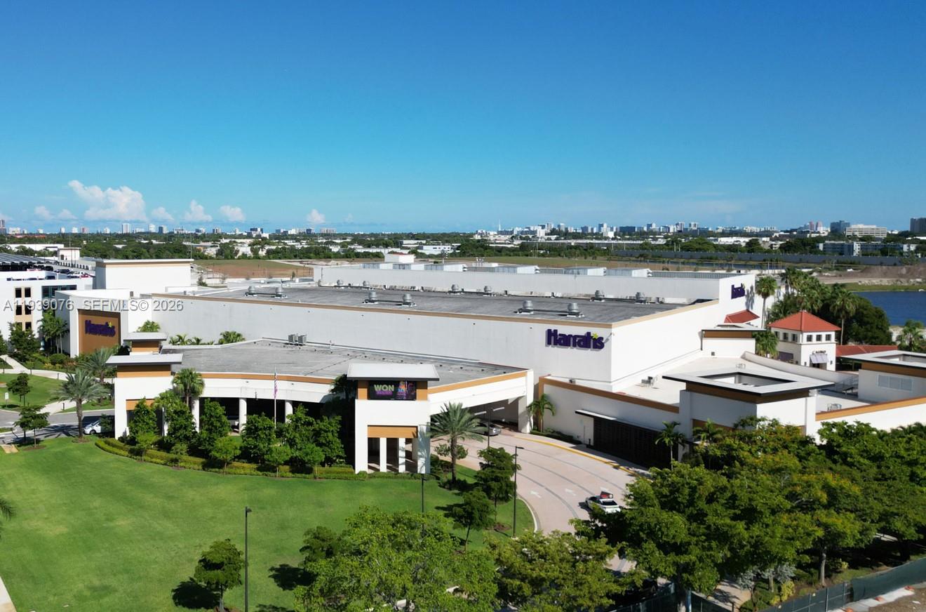 CYPRESS BEND CONDOMINIUM - Residential