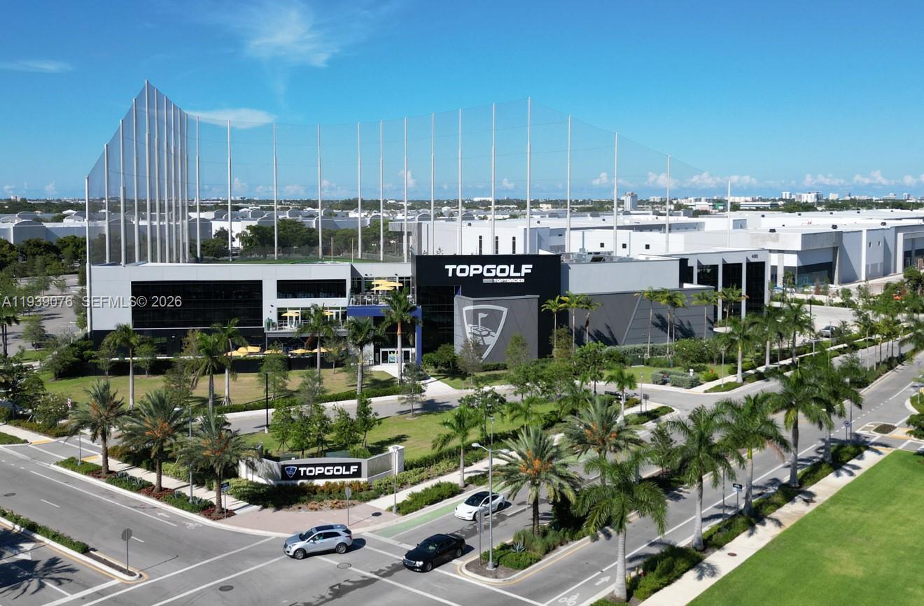 CYPRESS BEND CONDOMINIUM - Residential