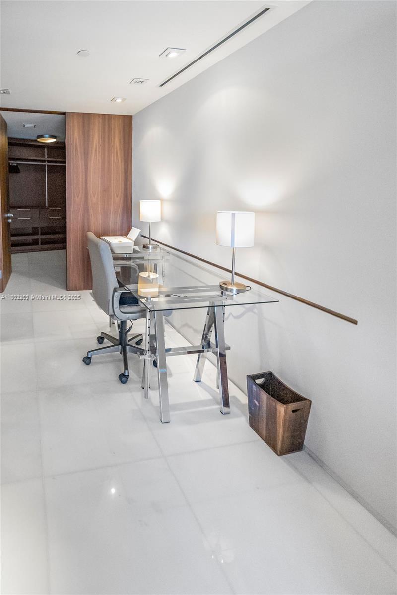 EPIC WEST CONDO - Residential Lease