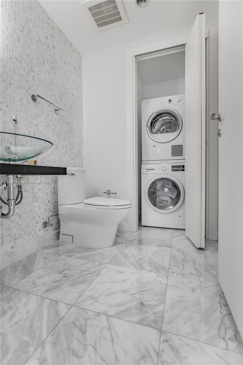 EPIC WEST CONDO - Residential Lease