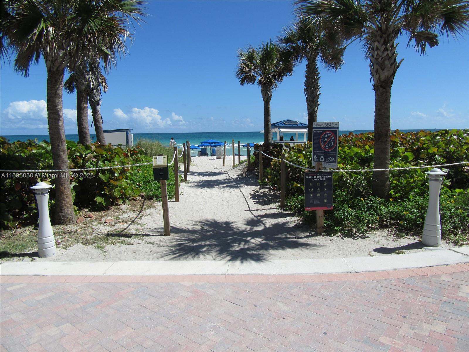 AKOYA CONDO - Residential