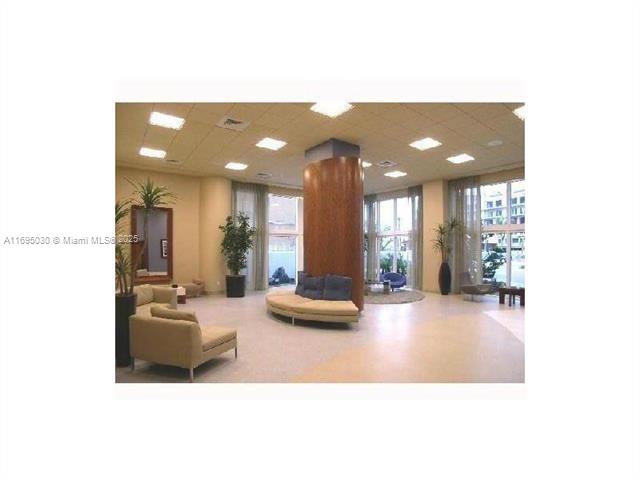 AKOYA CONDO - Residential