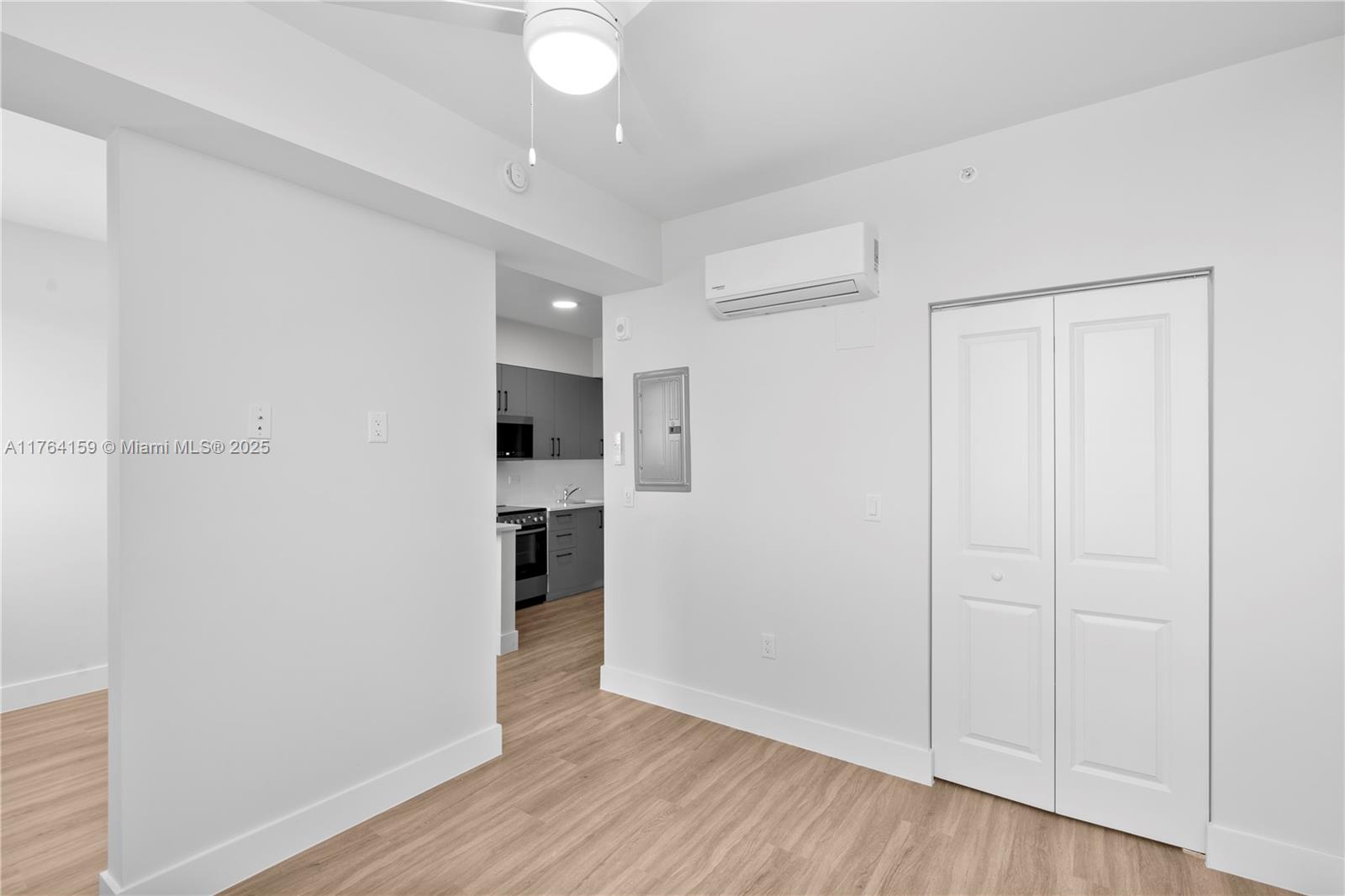 GRAND VIEW PARK - Residential Lease
