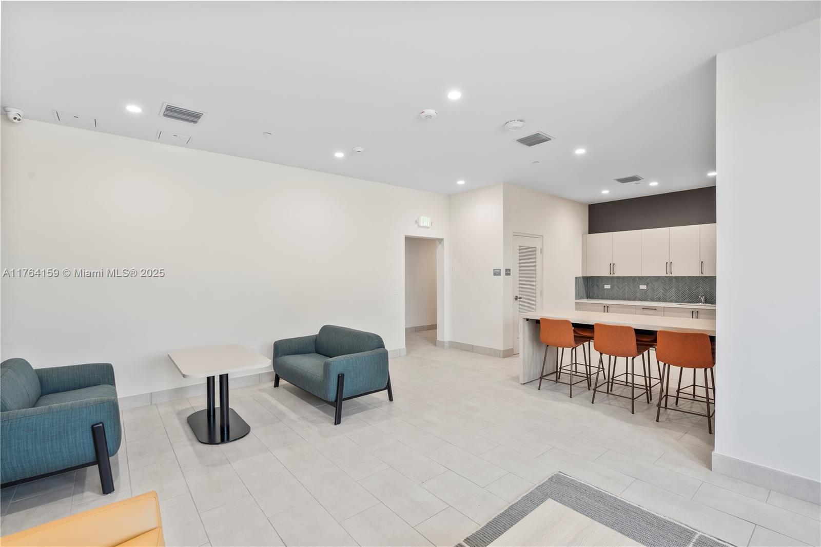 GRAND VIEW PARK - Residential Lease