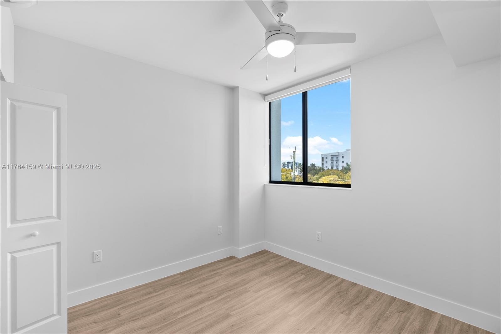 GRAND VIEW PARK - Residential Lease