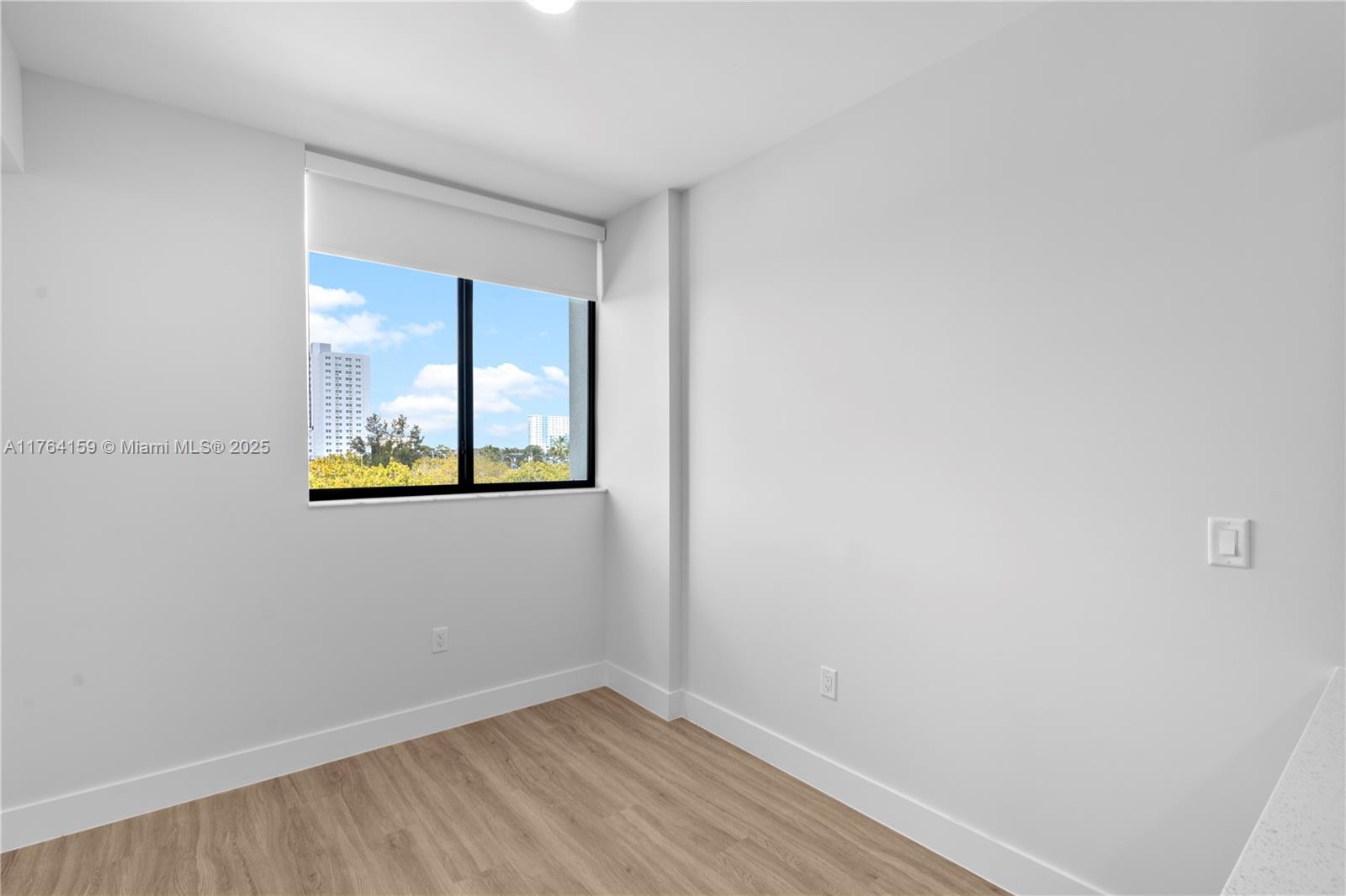 GRAND VIEW PARK - Residential Lease