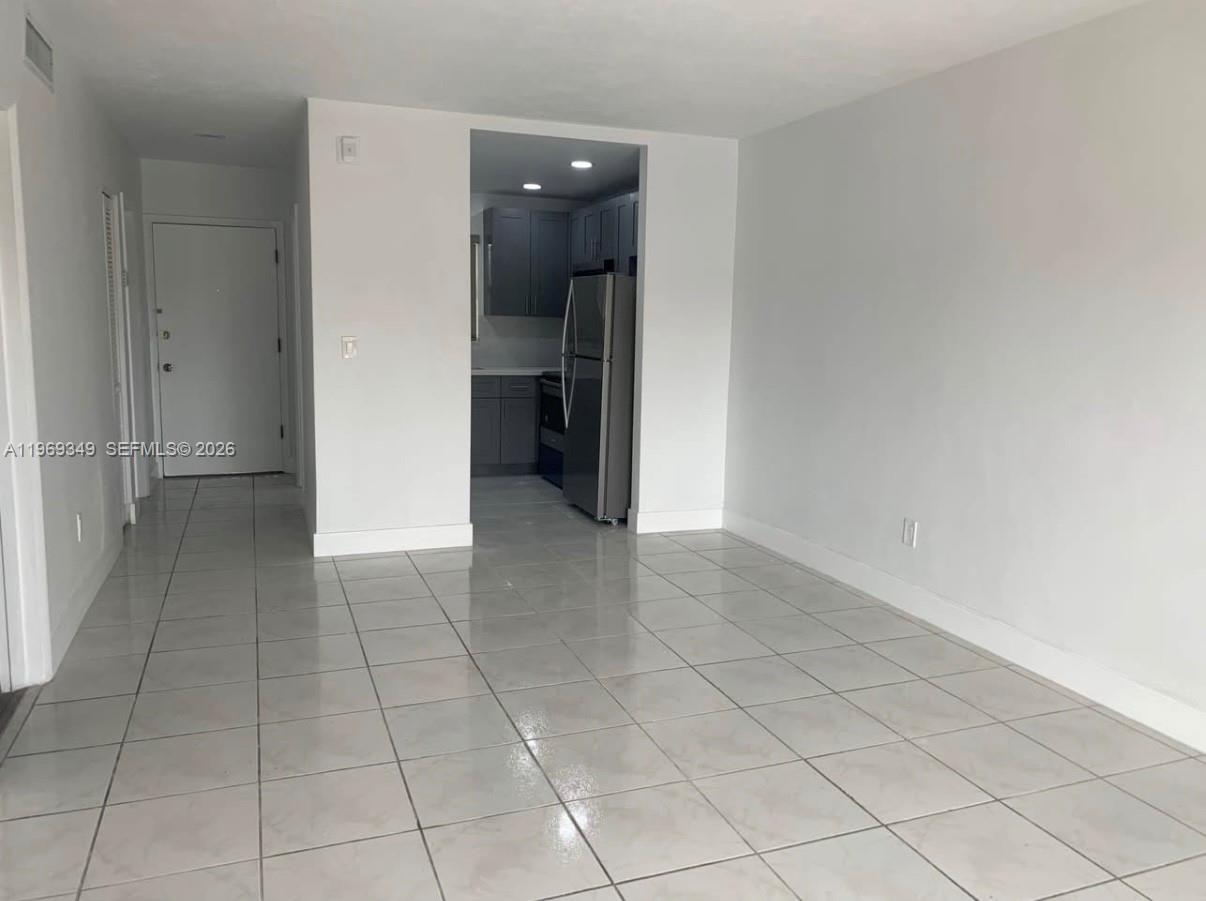 DADELAND PARK CONDO - Residential