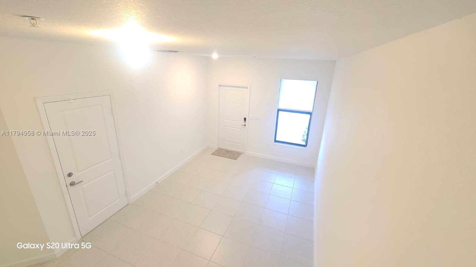 SUNSET PINES - Residential Lease