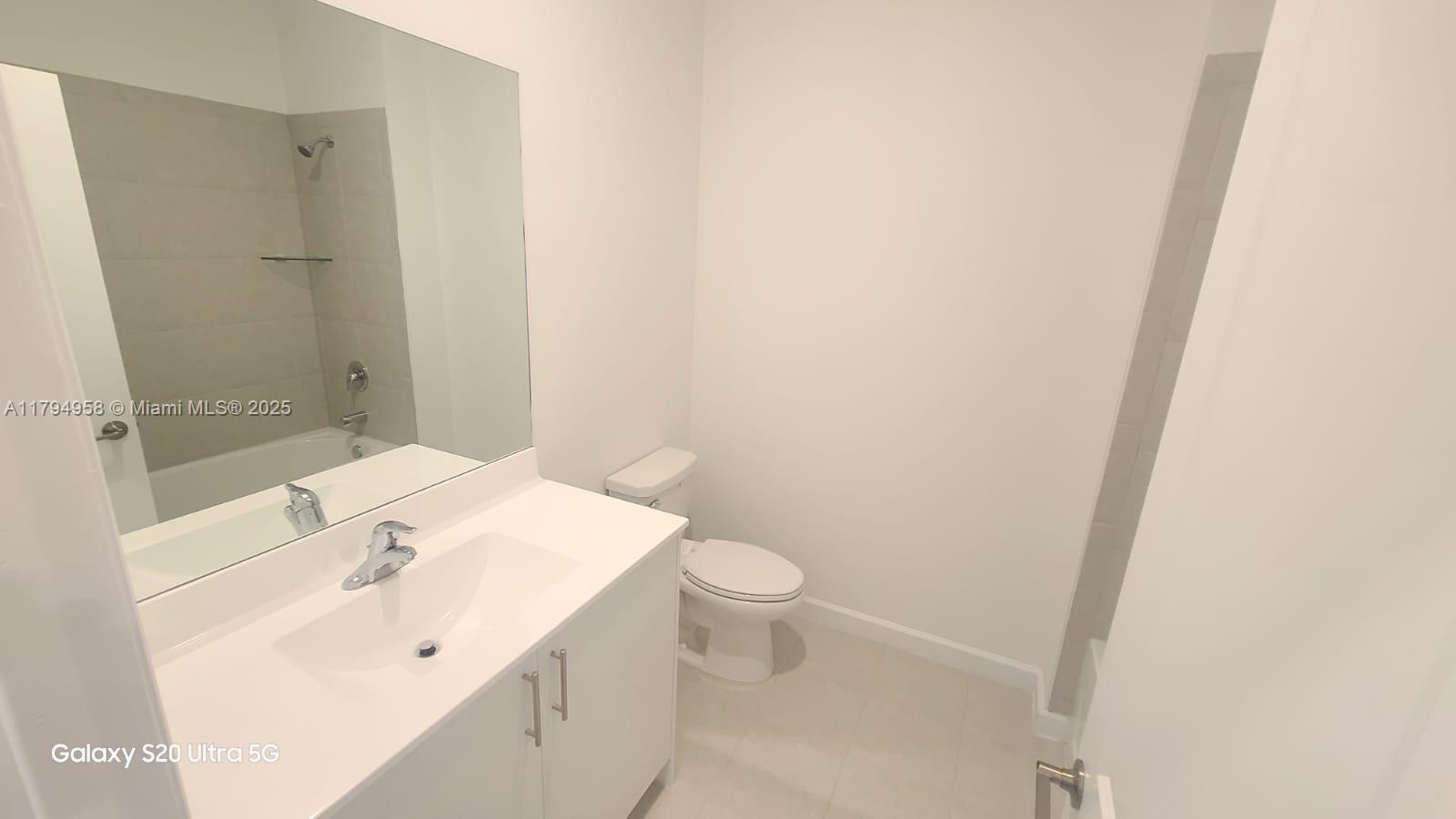 SUNSET PINES - Residential Lease