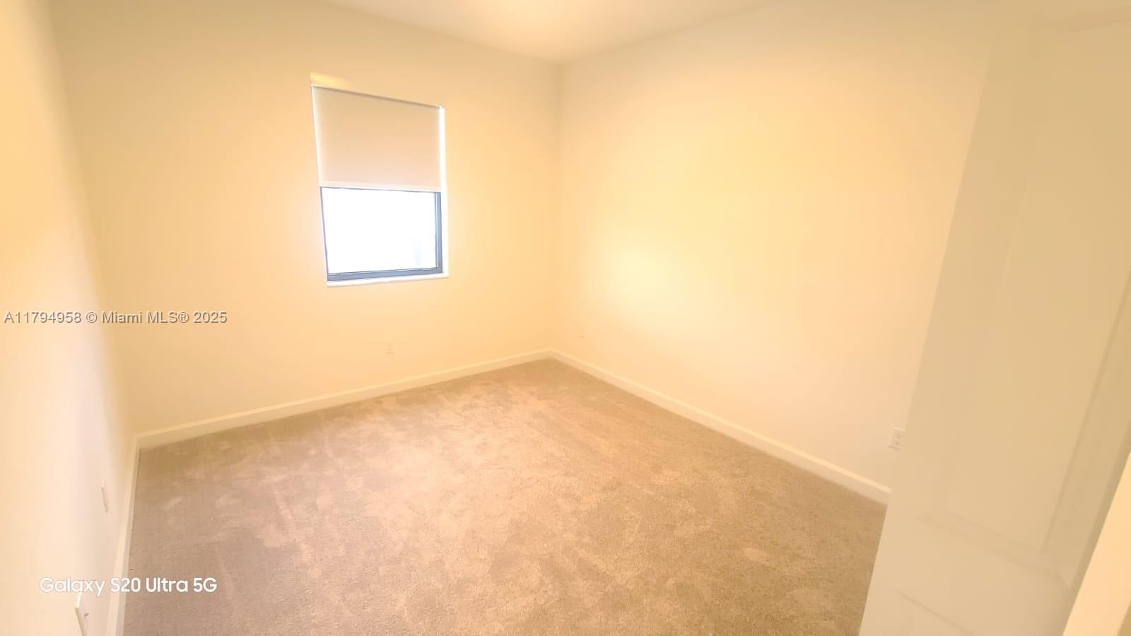 SUNSET PINES - Residential Lease