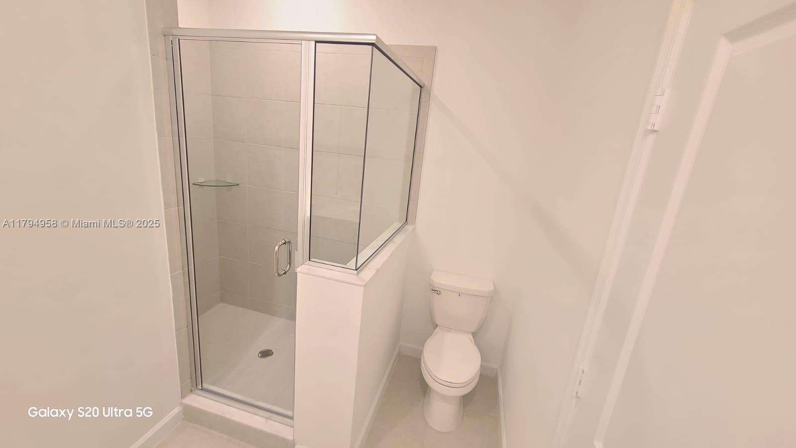 SUNSET PINES - Residential Lease