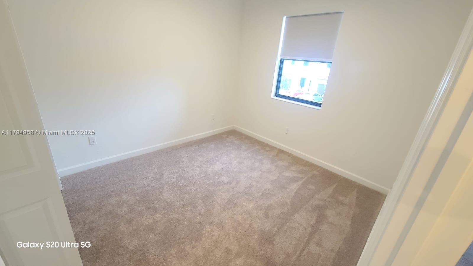 SUNSET PINES - Residential Lease