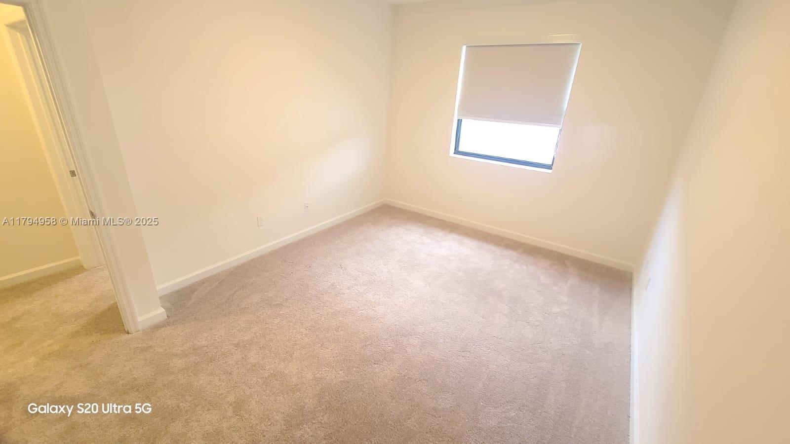 SUNSET PINES - Residential Lease