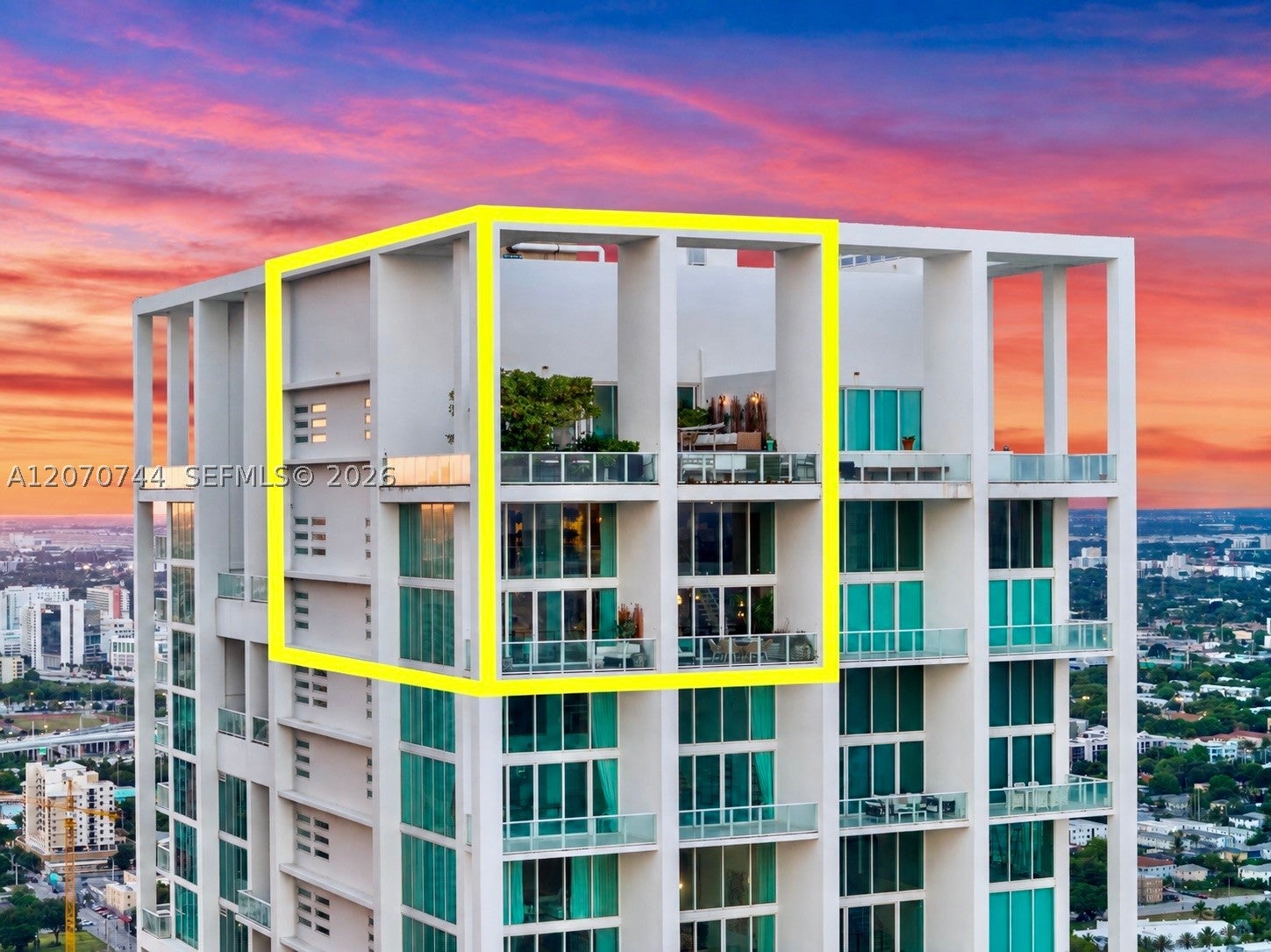 View photos, virtual tours, details... 1040 Biscayne Blvd 4602