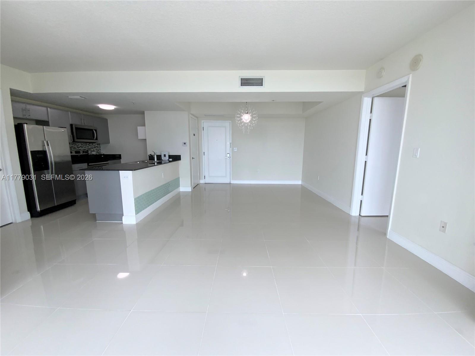 TERRAZAS RIVERPARK VILLAG - Residential