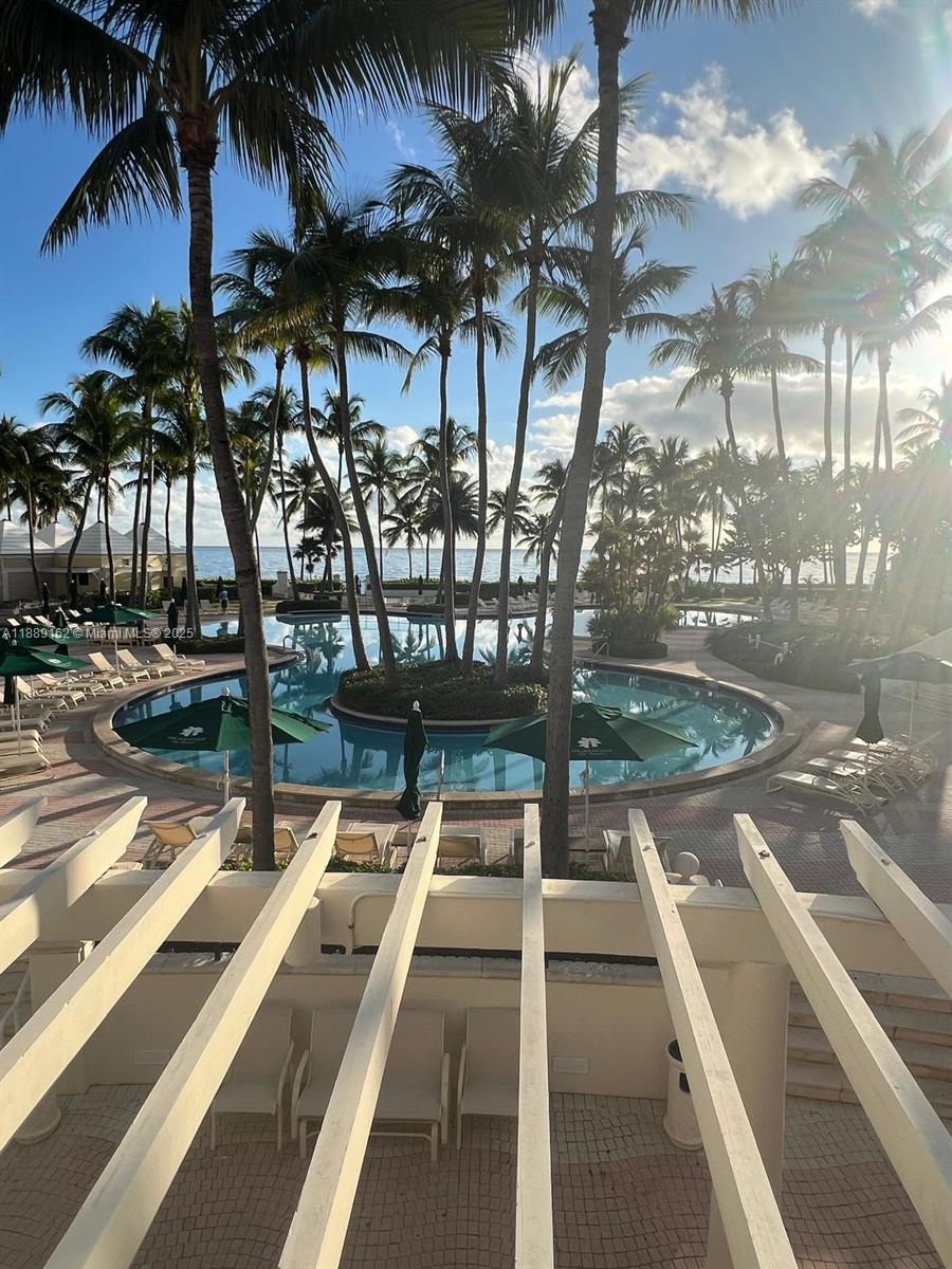 LAKE TOWER CONDO - Residential Lease