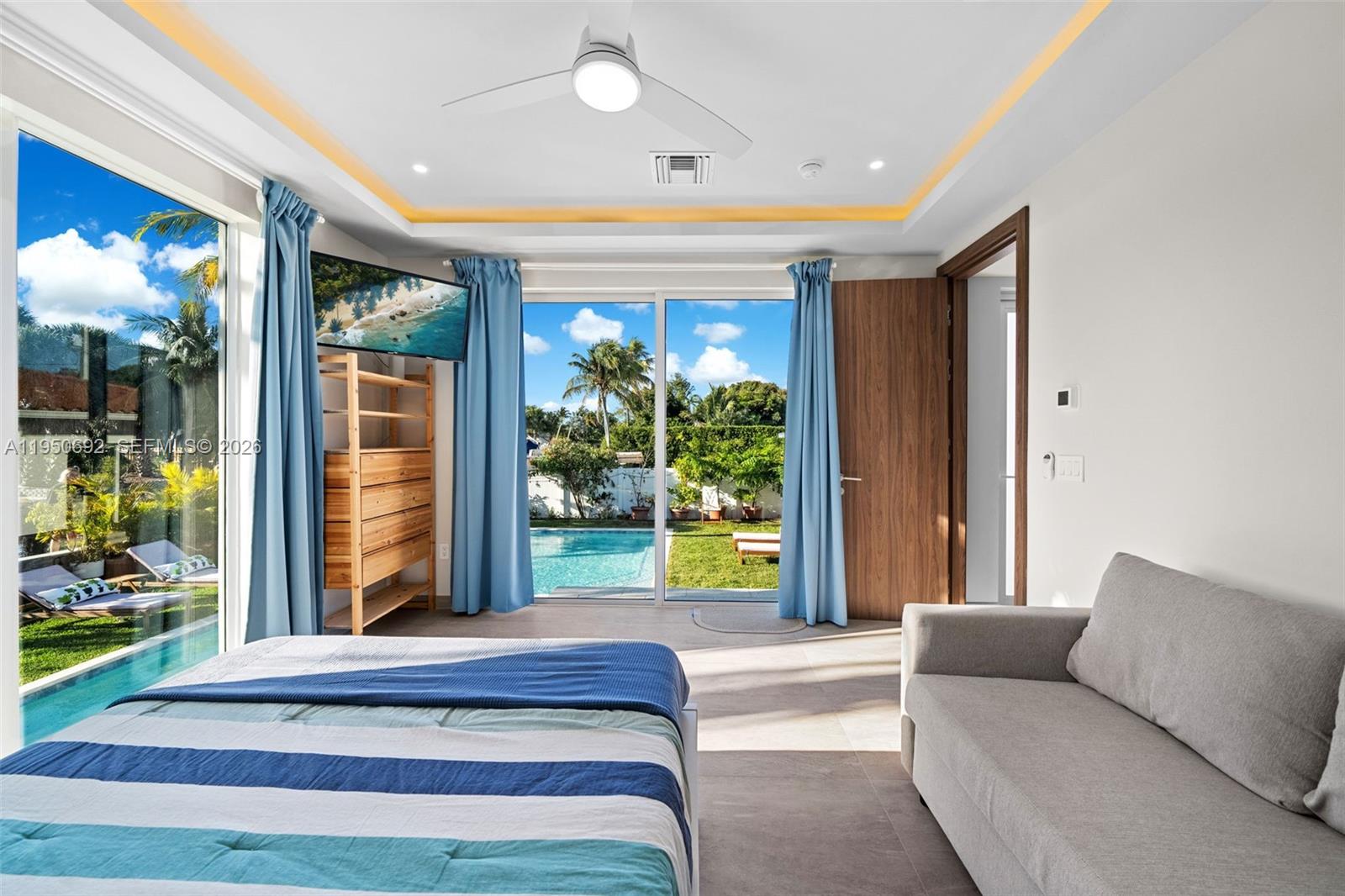 BISCAYNE POINT - Residential