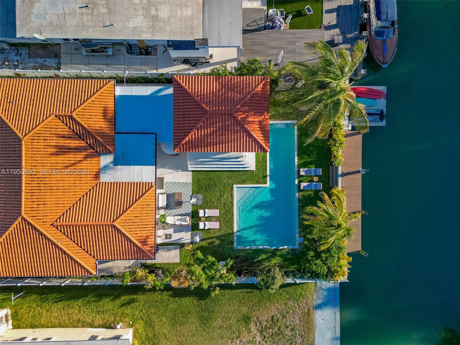BISCAYNE POINT - Residential