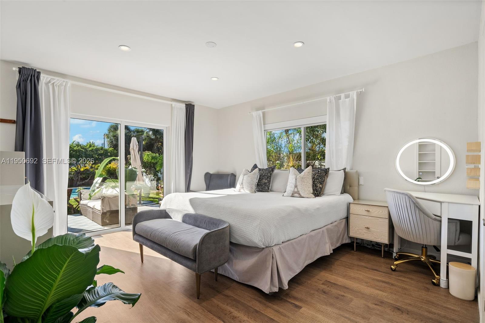 BISCAYNE POINT - Residential