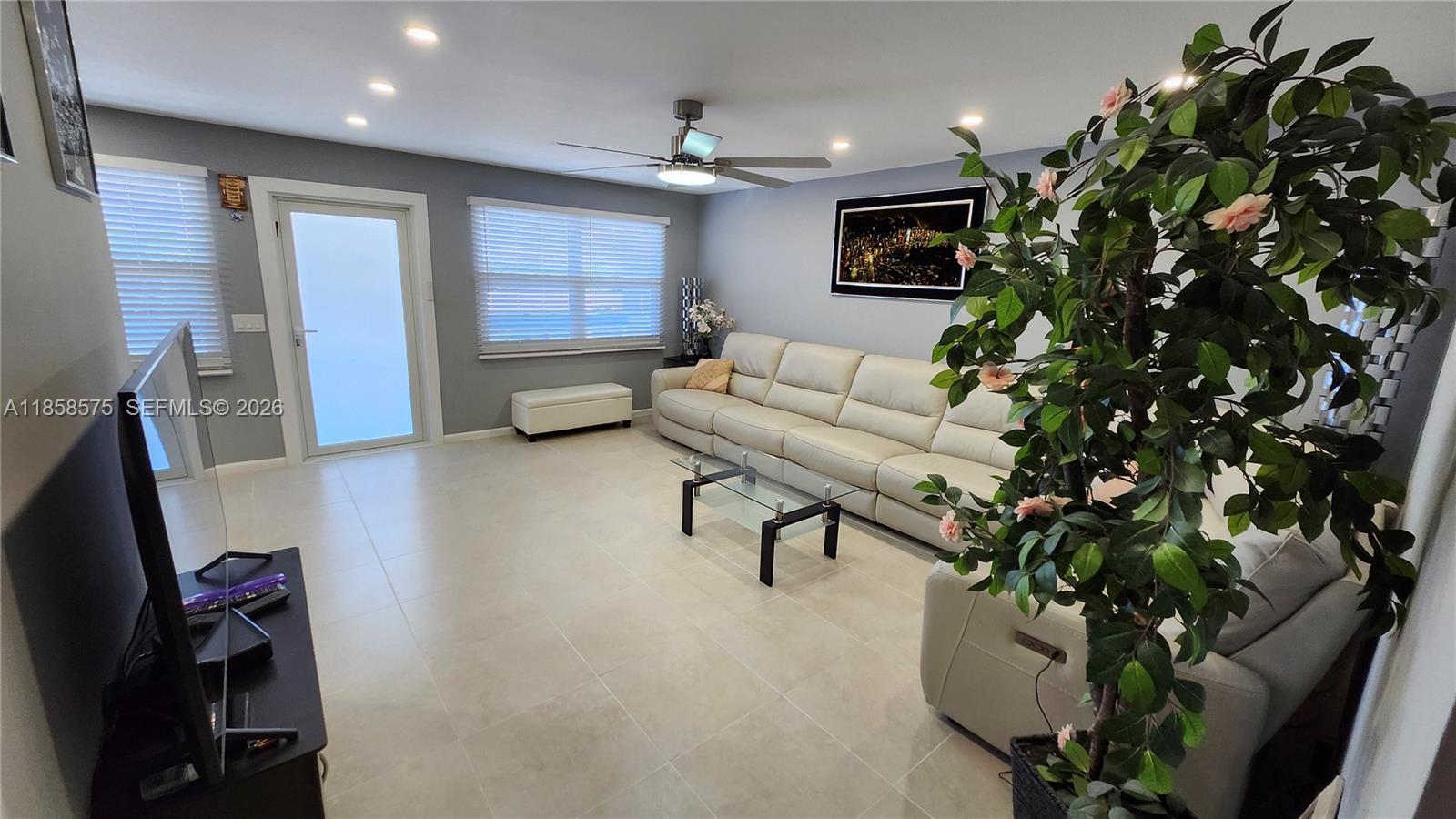 LYNDHURST K CONDO - Residential