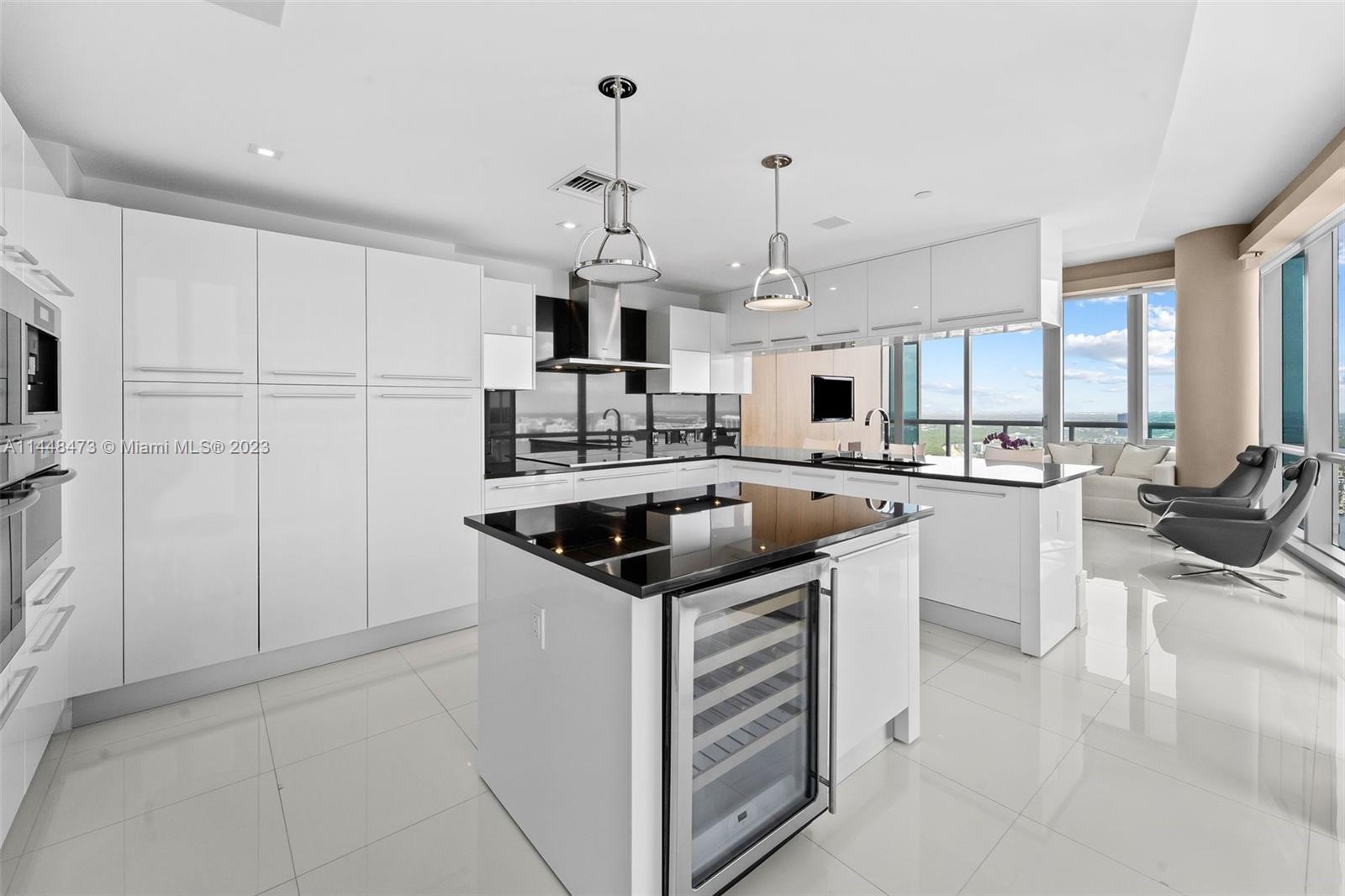 JADE OCEAN CONDO - Residential