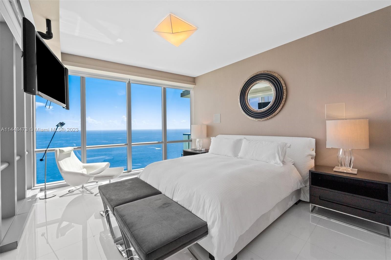 JADE OCEAN CONDO - Residential