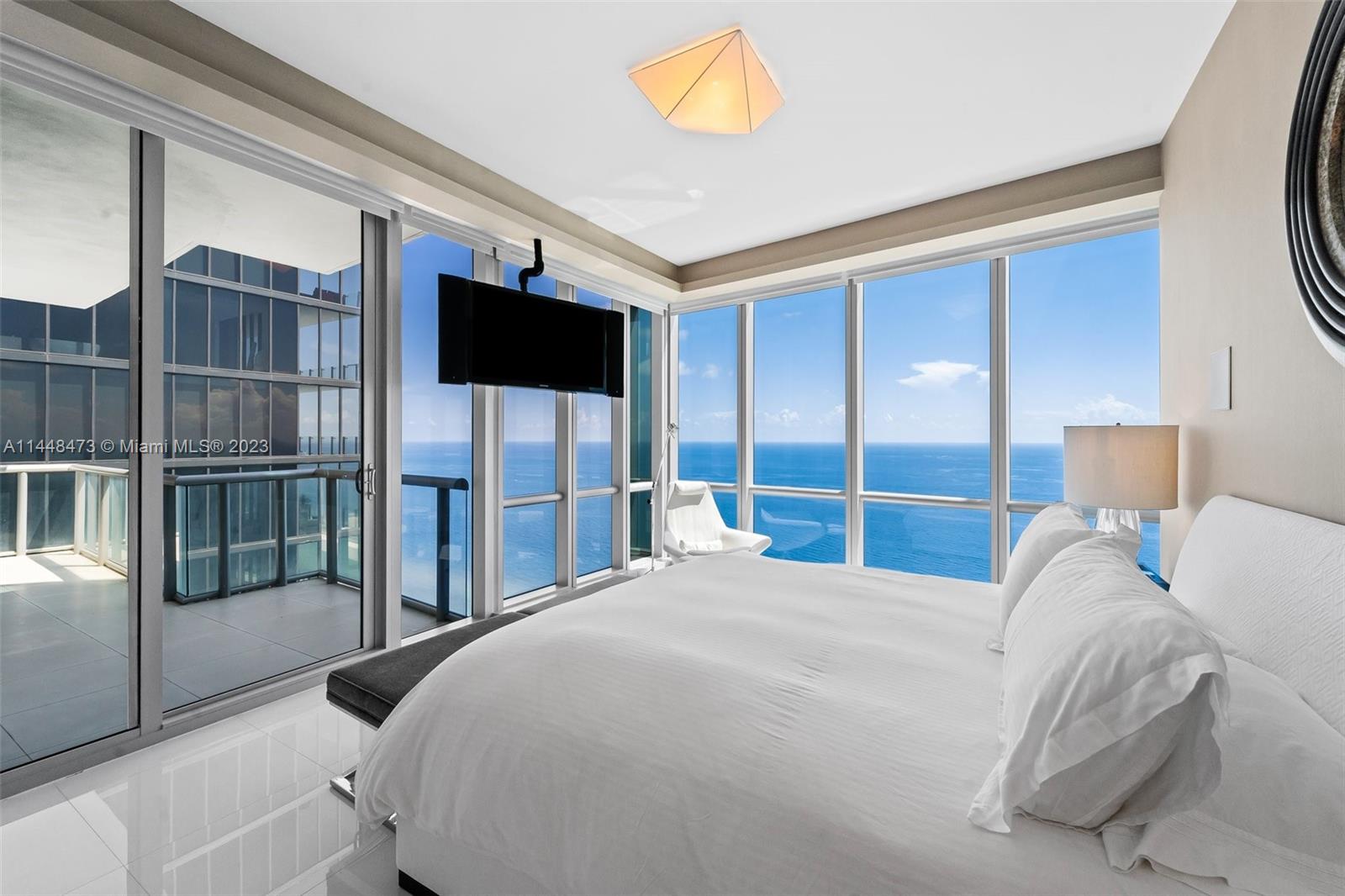 JADE OCEAN CONDO - Residential