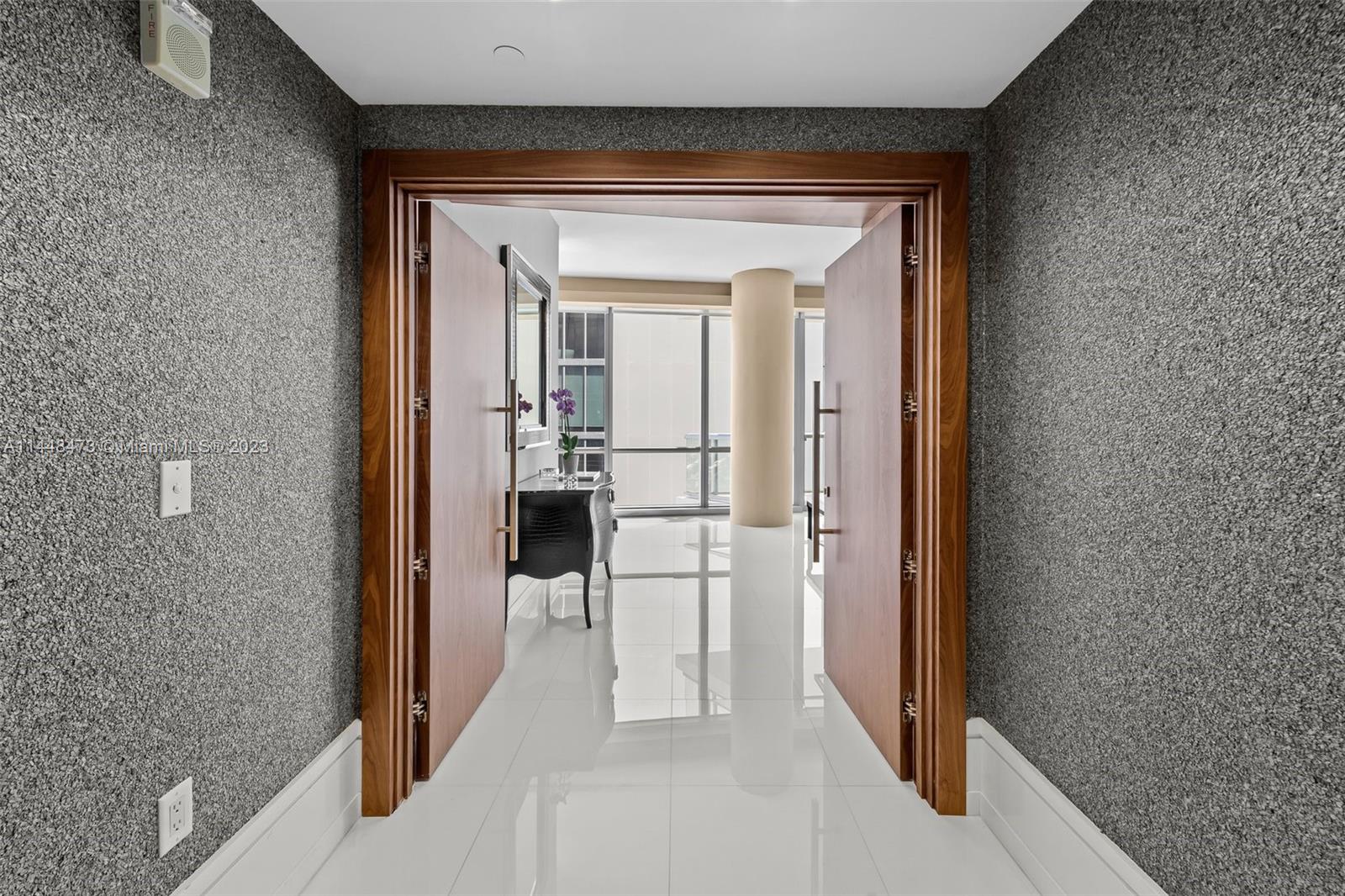 JADE OCEAN CONDO - Residential