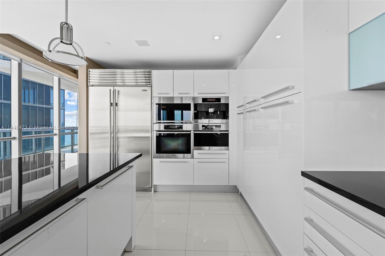 JADE OCEAN CONDO - Residential