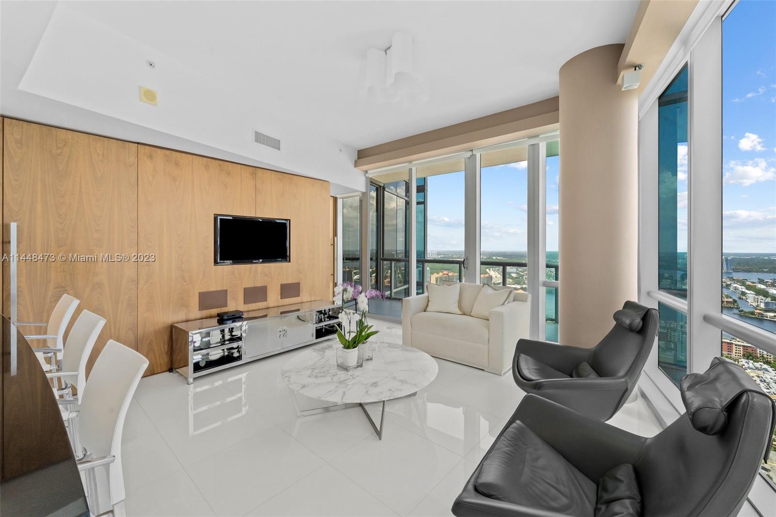 JADE OCEAN CONDO - Residential