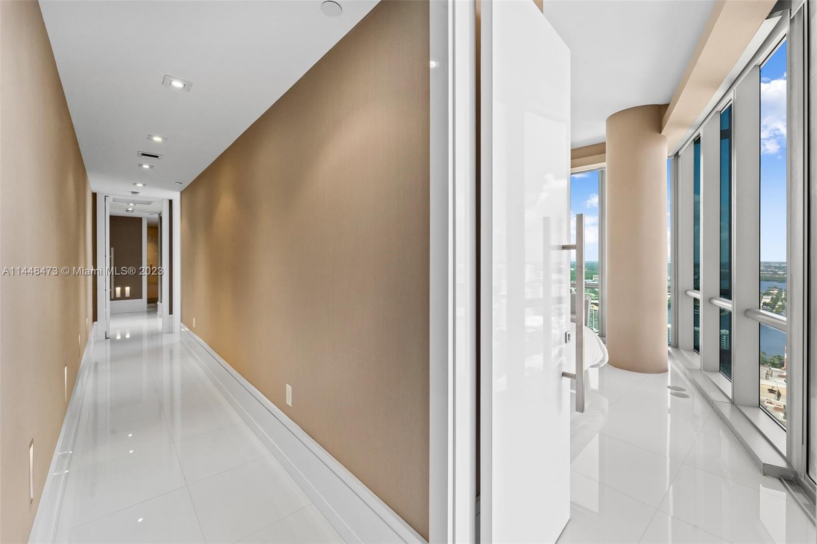 JADE OCEAN CONDO - Residential