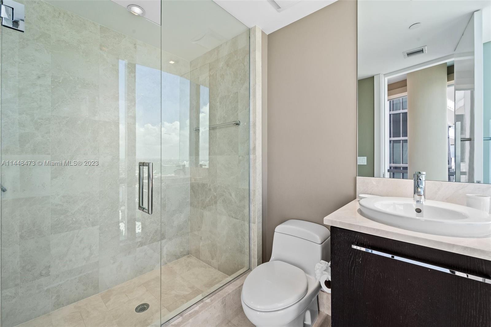 JADE OCEAN CONDO - Residential