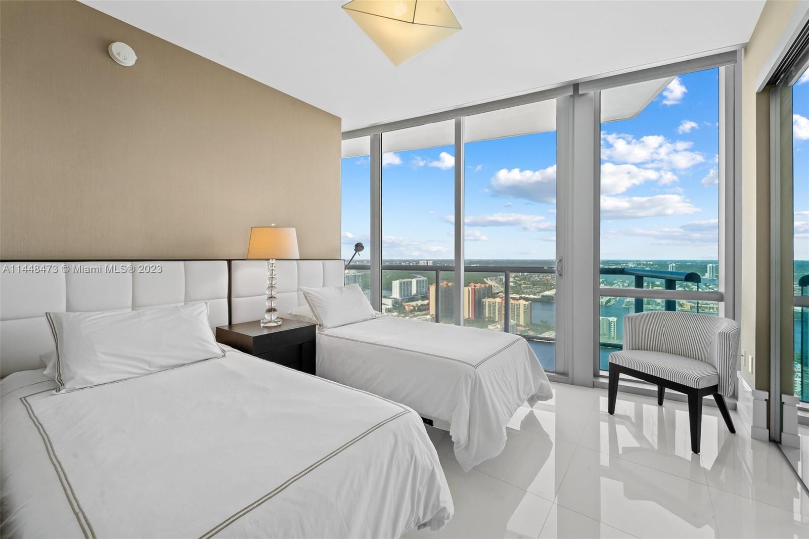 JADE OCEAN CONDO - Residential